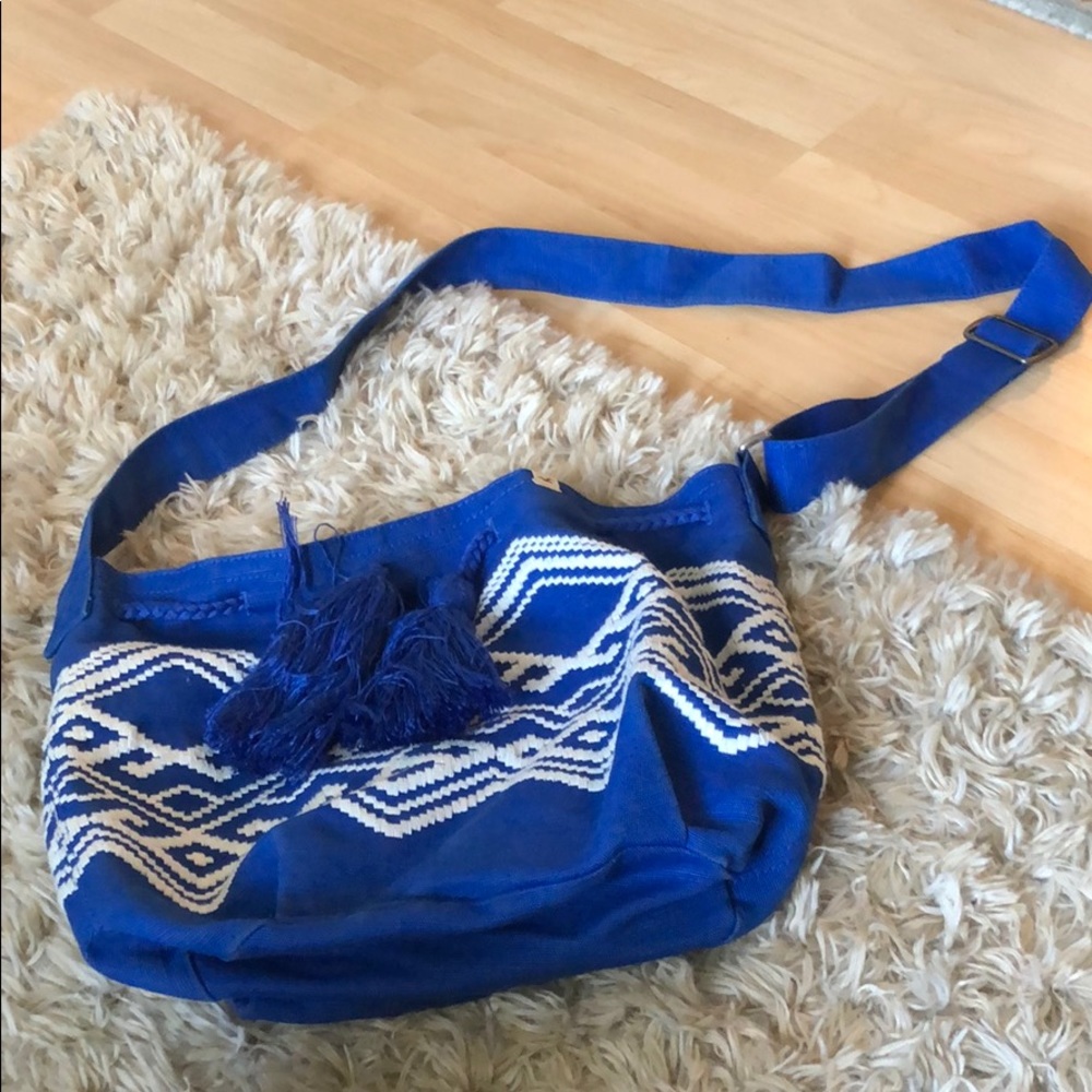Hollister Bucket Bag